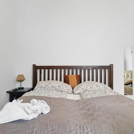 Apartment Brodschildstrasse *